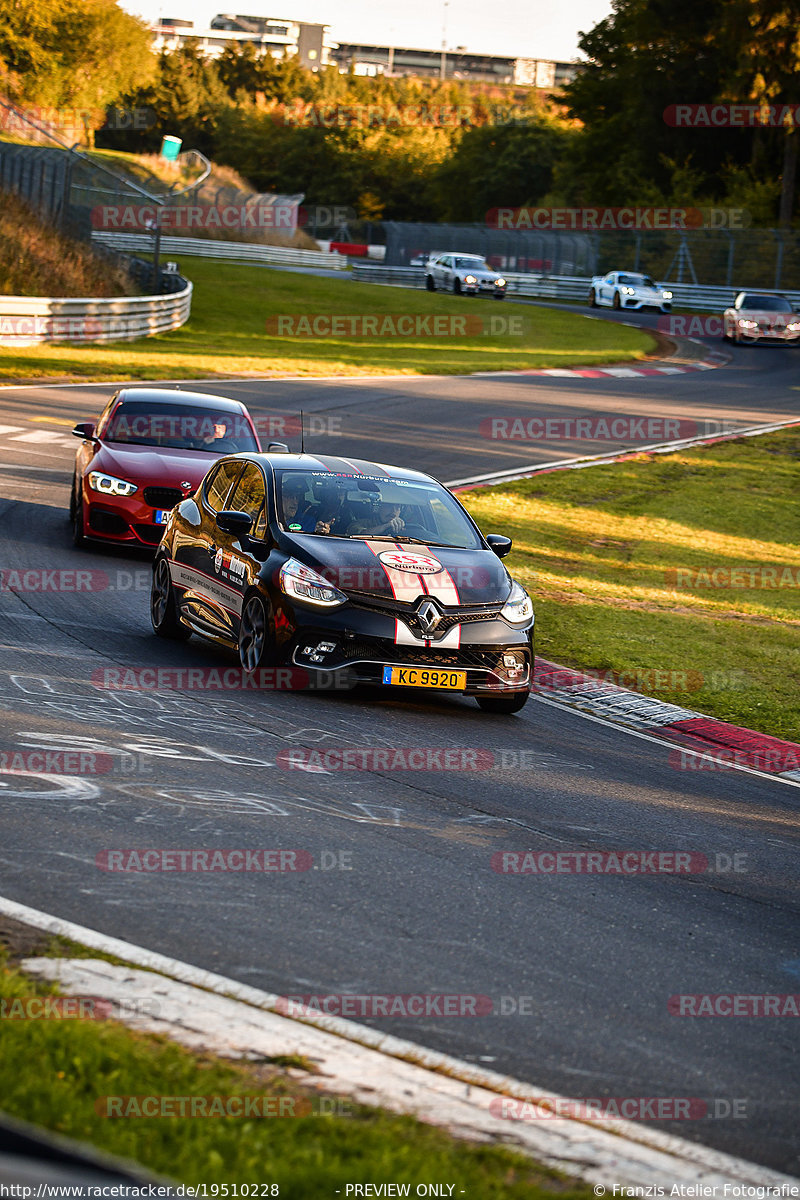 Bild #19510228 - Touristenfahrten Nürburgring Nordschleife (11.10.2022)