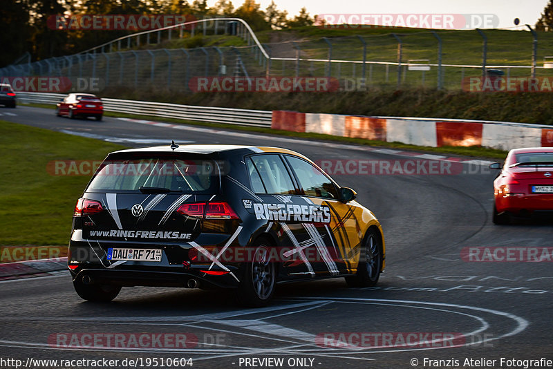 Bild #19510604 - Touristenfahrten Nürburgring Nordschleife (11.10.2022)