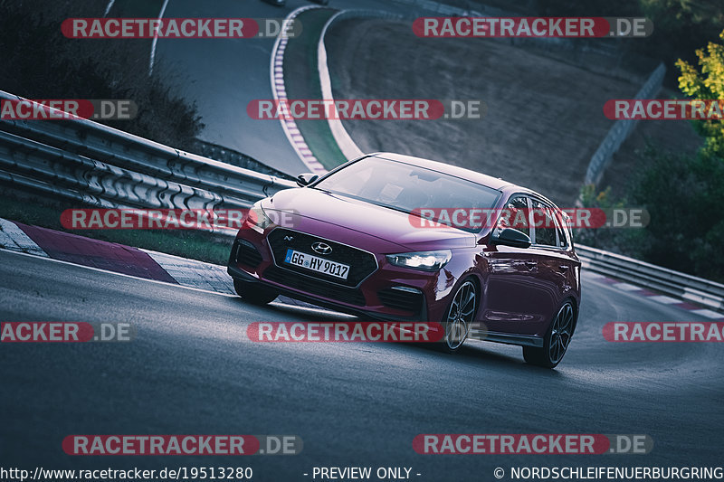 Bild #19513280 - Touristenfahrten Nürburgring Nordschleife (11.10.2022)