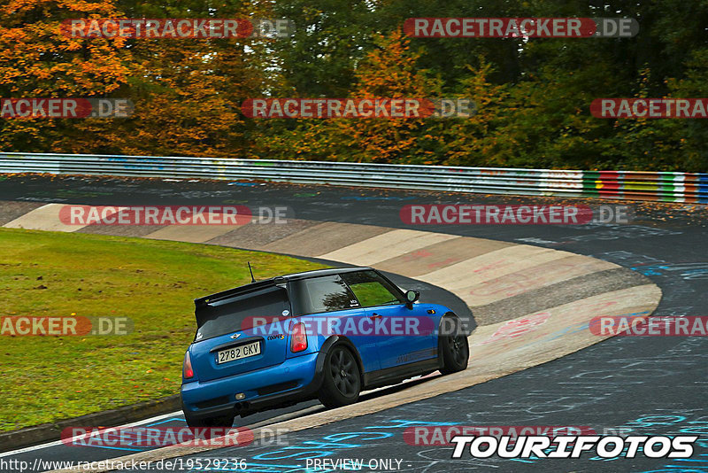 Bild #19529236 - Touristenfahrten Nürburgring Nordschleife (14.10.2022)