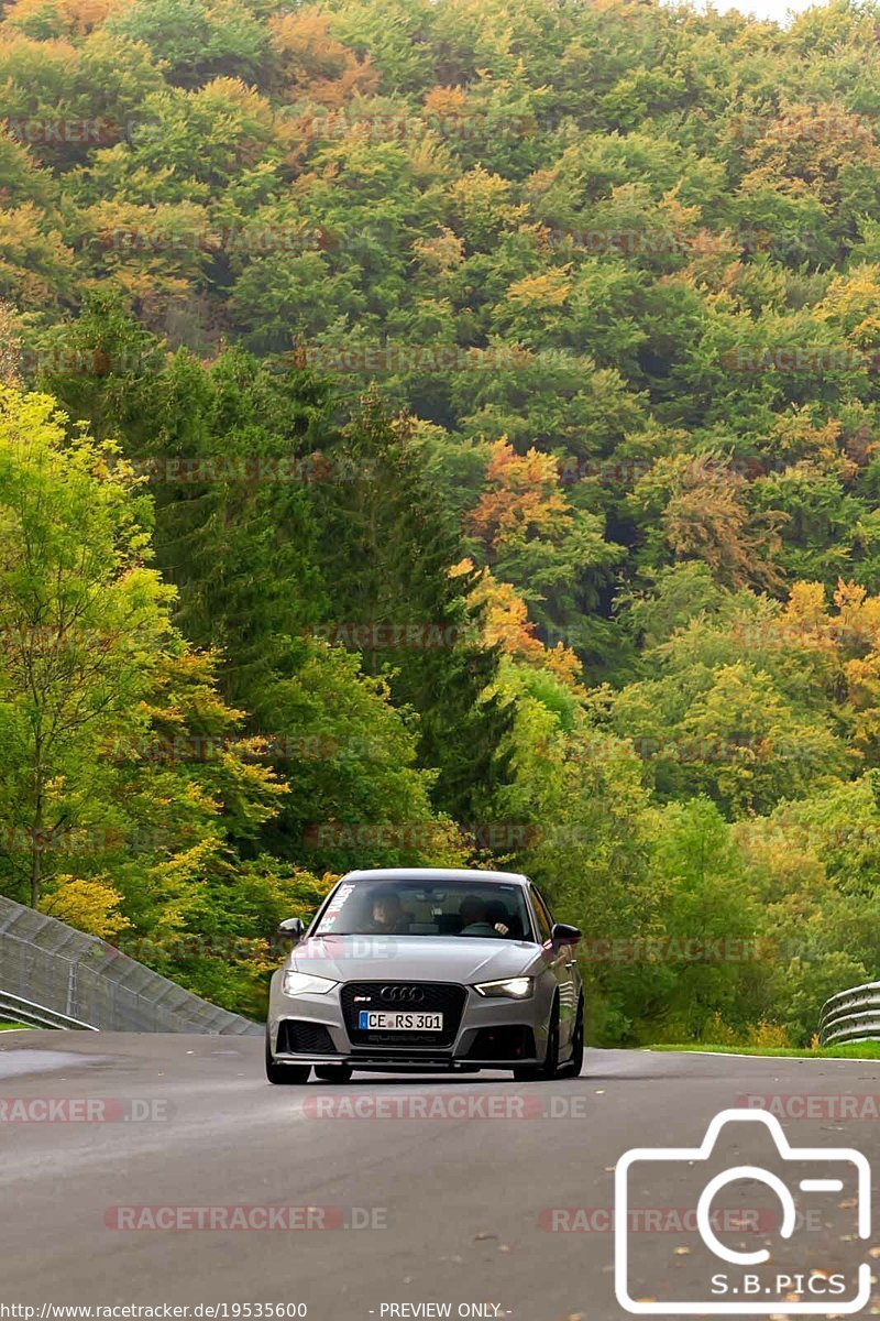 Bild #19535600 - Touristenfahrten Nürburgring Nordschleife (15.10.2022)