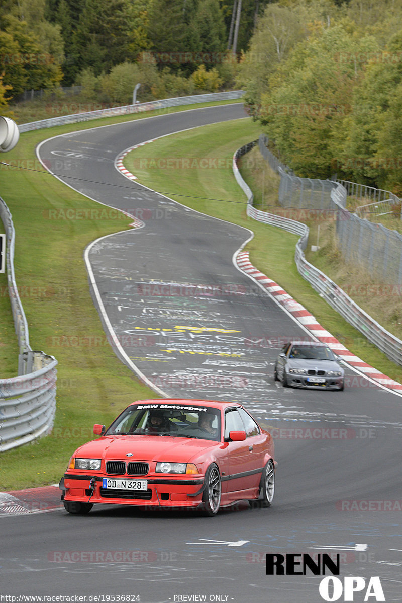 Bild #19536824 - Touristenfahrten Nürburgring Nordschleife (15.10.2022)