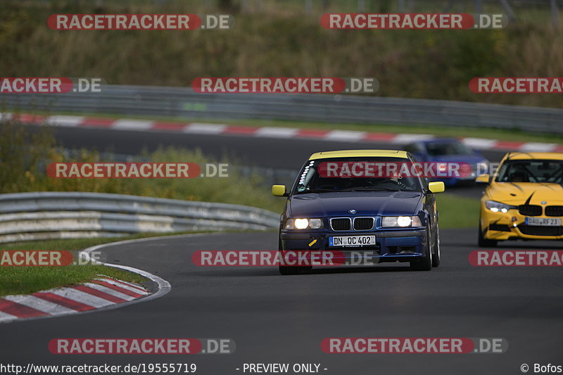 Bild #19555719 - Touristenfahrten Nürburgring Nordschleife (15.10.2022)