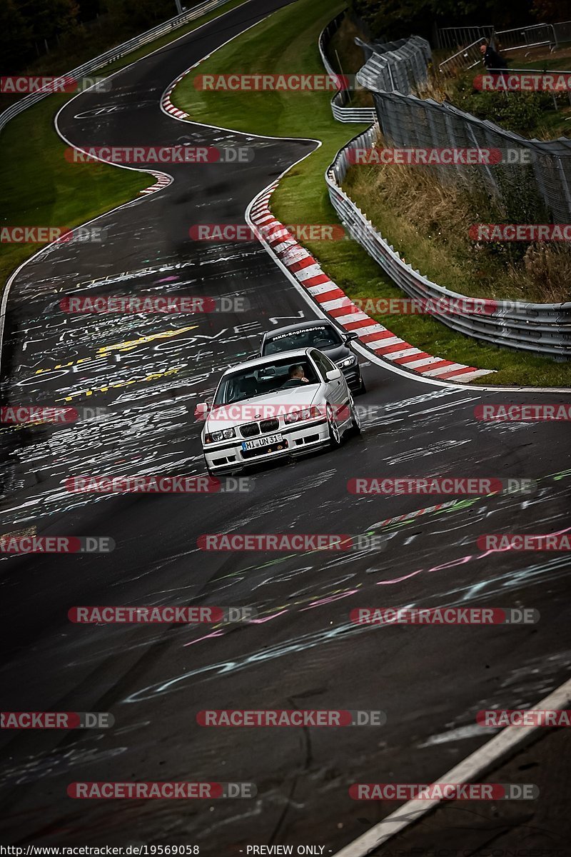 Bild #19569058 - Touristenfahrten Nürburgring Nordschleife (15.10.2022)