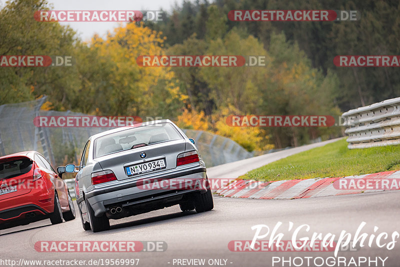 Bild #19569997 - Touristenfahrten Nürburgring Nordschleife (15.10.2022)