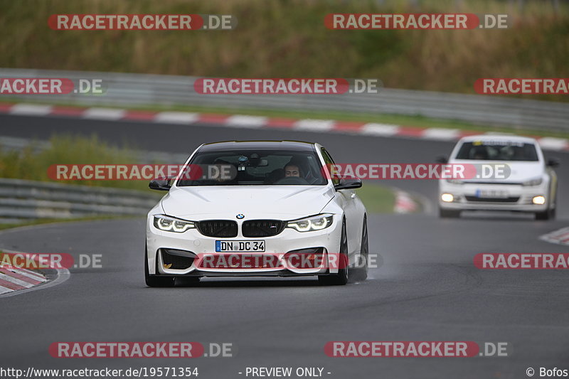 Bild #19571354 - Touristenfahrten Nürburgring Nordschleife (15.10.2022)