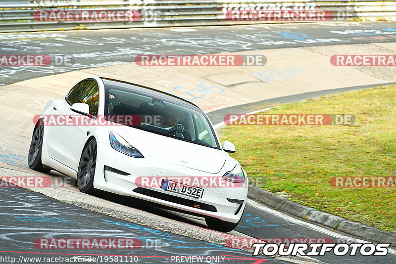 Bild #19581110 - Touristenfahrten Nürburgring Nordschleife (15.10.2022)