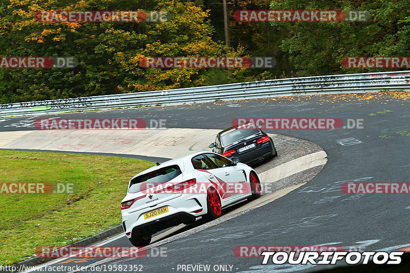 Bild #19582352 - Touristenfahrten Nürburgring Nordschleife (15.10.2022)