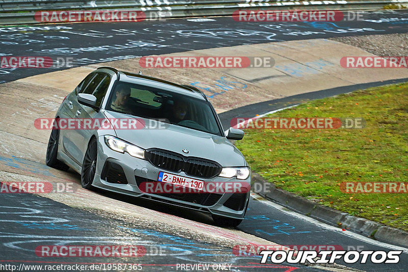 Bild #19587365 - Touristenfahrten Nürburgring Nordschleife (15.10.2022)