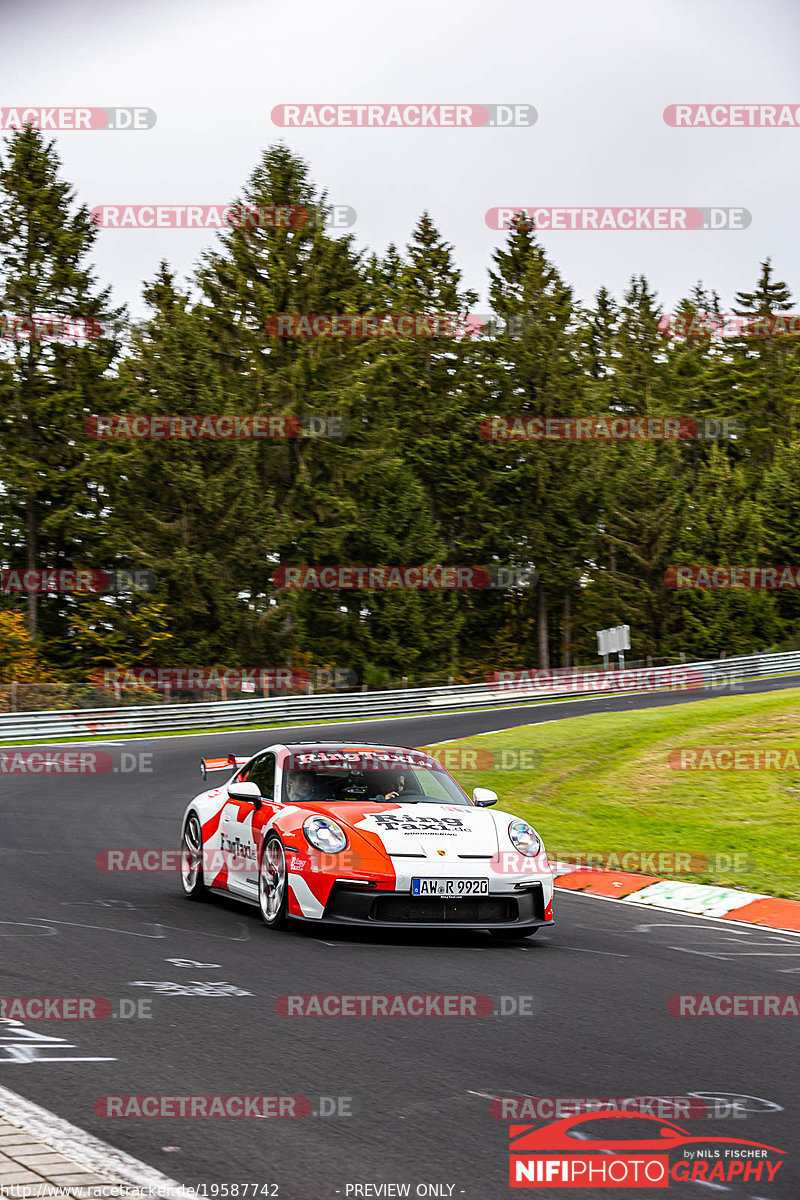 Bild #19587742 - Touristenfahrten Nürburgring Nordschleife (15.10.2022)