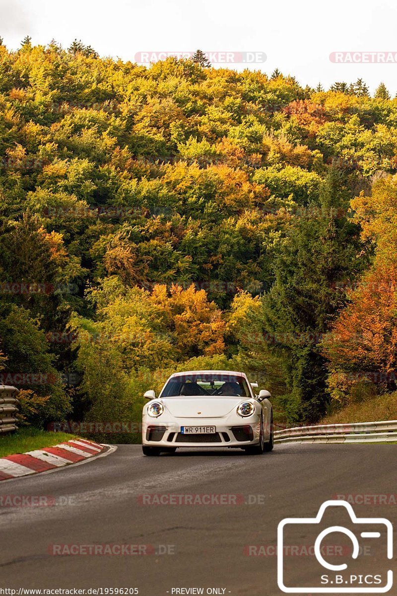 Bild #19596205 - Touristenfahrten Nürburgring Nordschleife (16.10.2022)