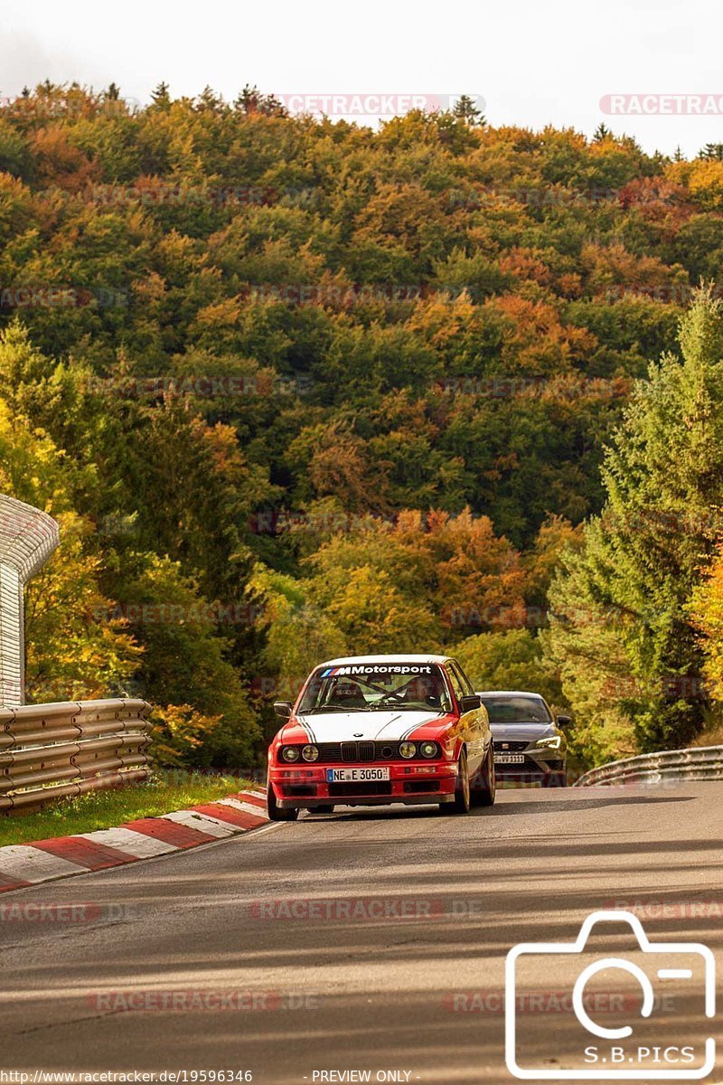 Bild #19596346 - Touristenfahrten Nürburgring Nordschleife (16.10.2022)