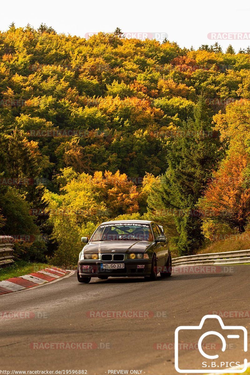 Bild #19596882 - Touristenfahrten Nürburgring Nordschleife (16.10.2022)