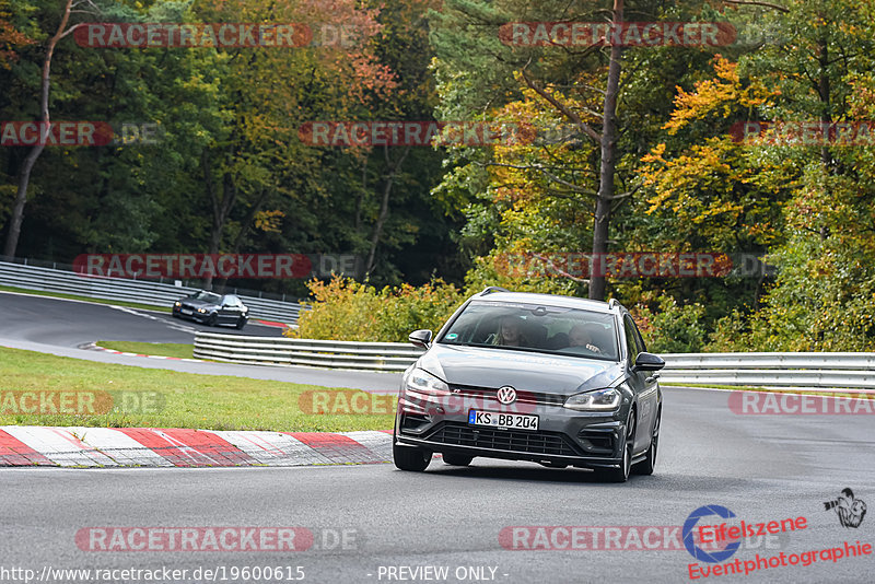 Bild #19600615 - Touristenfahrten Nürburgring Nordschleife (16.10.2022)