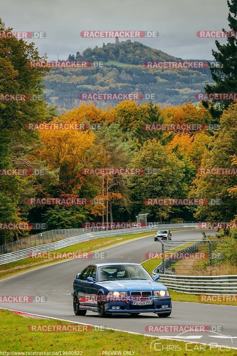 Bild #19600822 - Touristenfahrten Nürburgring Nordschleife (16.10.2022)