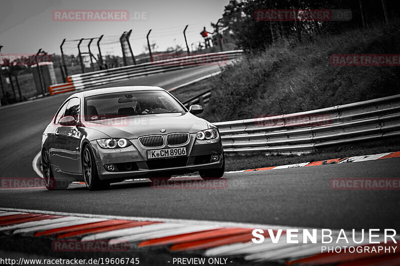 Bild #19606745 - Touristenfahrten Nürburgring Nordschleife (16.10.2022)