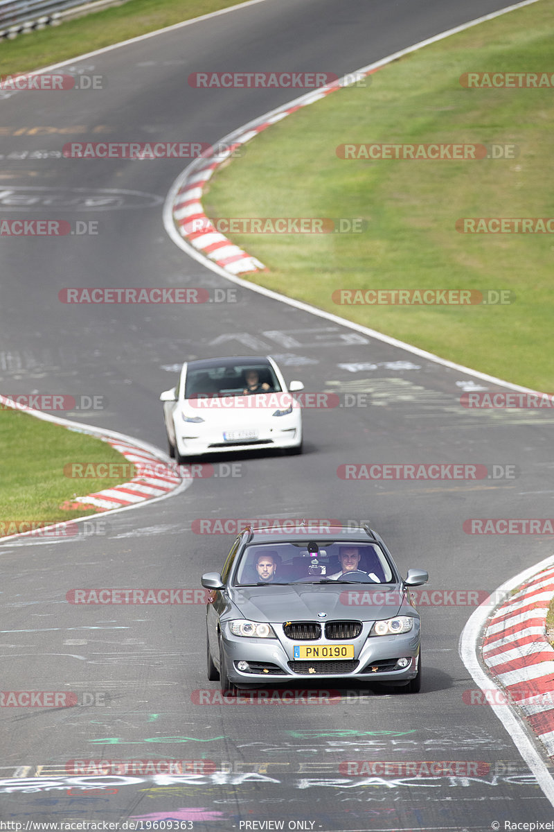 Bild #19609363 - Touristenfahrten Nürburgring Nordschleife (16.10.2022)