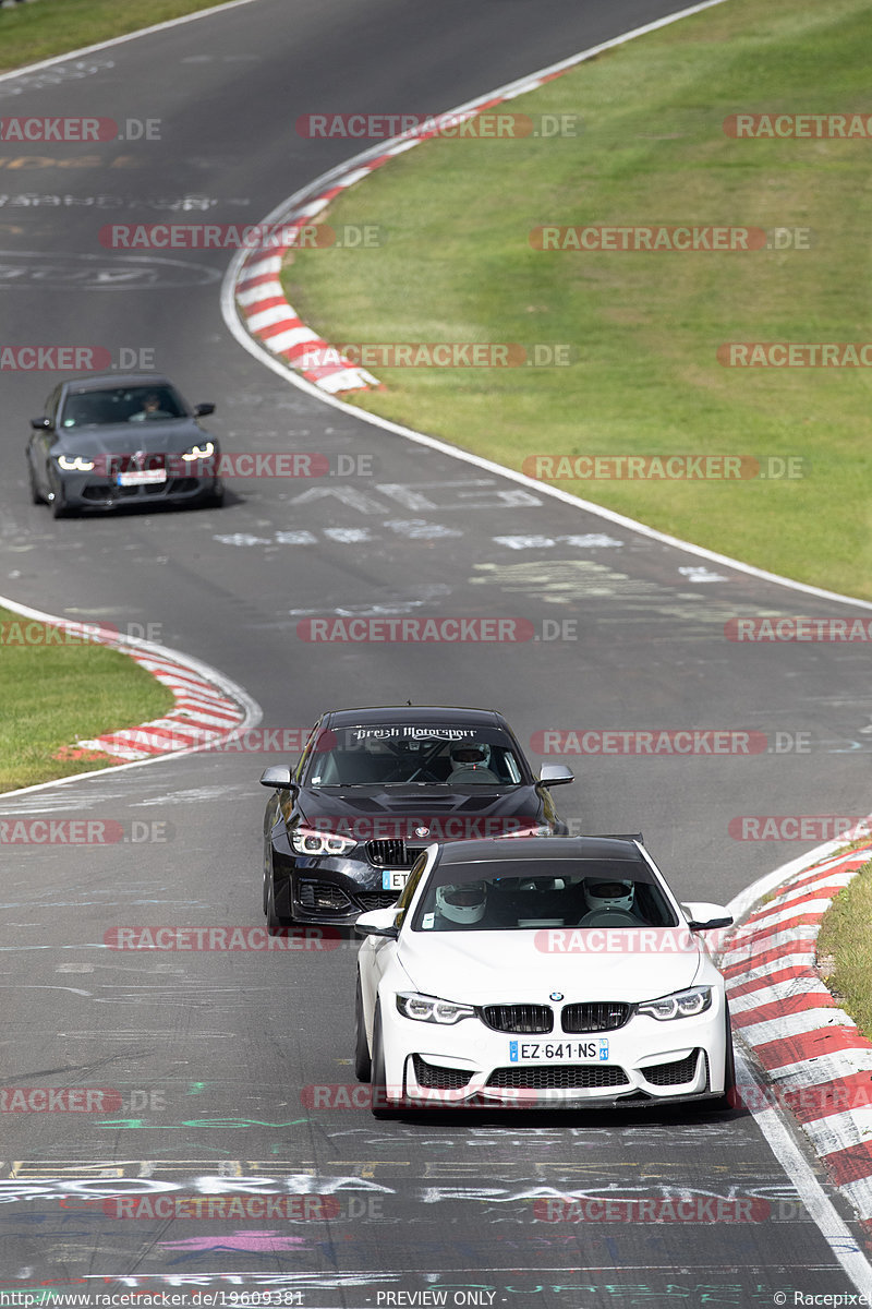 Bild #19609381 - Touristenfahrten Nürburgring Nordschleife (16.10.2022)