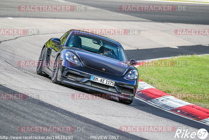 Bild #19610290 - Touristenfahrten Nürburgring Nordschleife (16.10.2022)