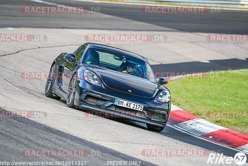 Bild #19611217 - Touristenfahrten Nürburgring Nordschleife (16.10.2022)