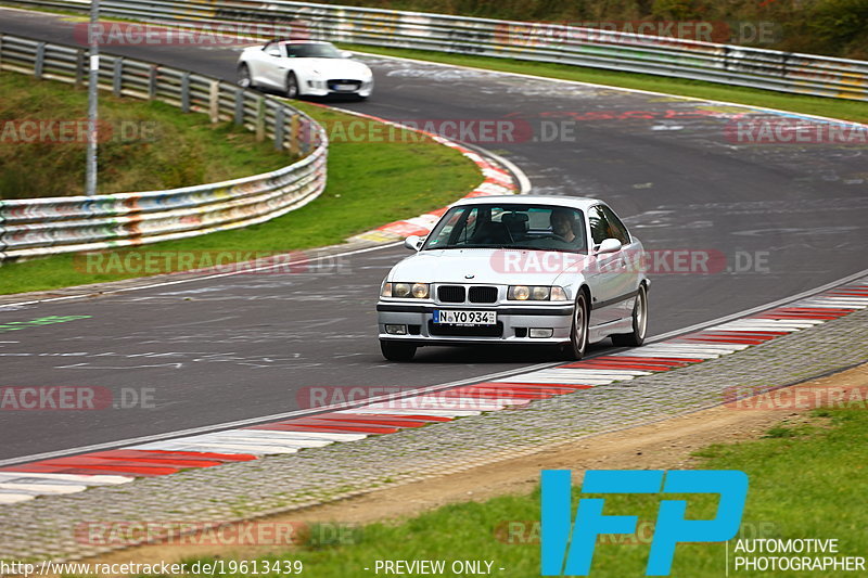 Bild #19613439 - Touristenfahrten Nürburgring Nordschleife (16.10.2022)