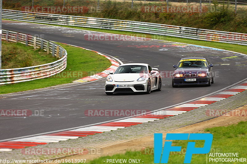 Bild #19613907 - Touristenfahrten Nürburgring Nordschleife (16.10.2022)