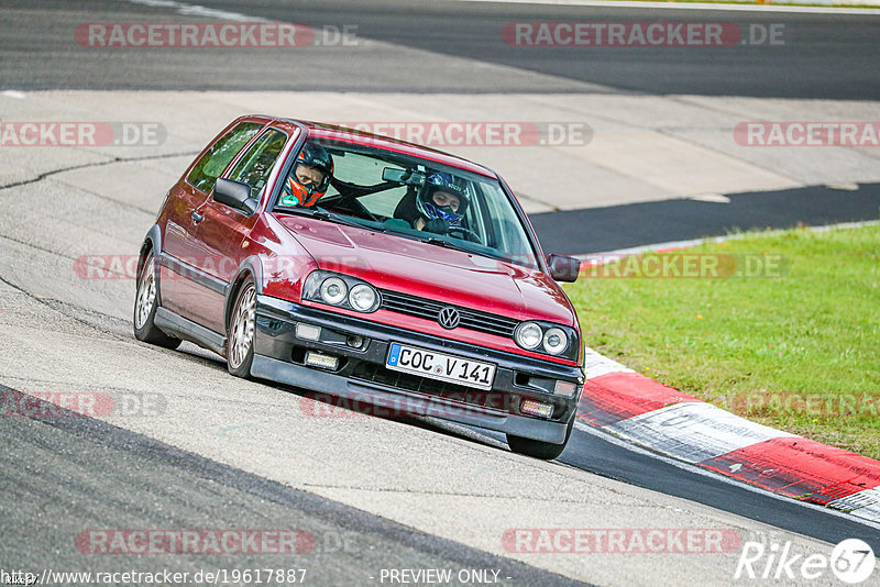 Bild #19617887 - Touristenfahrten Nürburgring Nordschleife (16.10.2022)