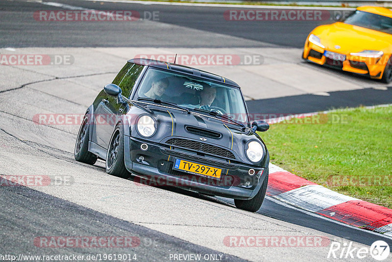 Bild #19619014 - Touristenfahrten Nürburgring Nordschleife (16.10.2022)