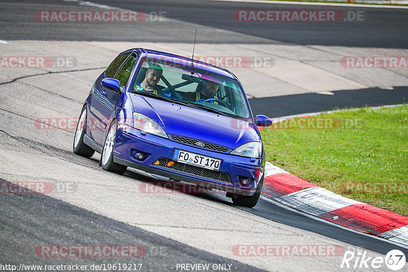 Bild #19619217 - Touristenfahrten Nürburgring Nordschleife (16.10.2022)