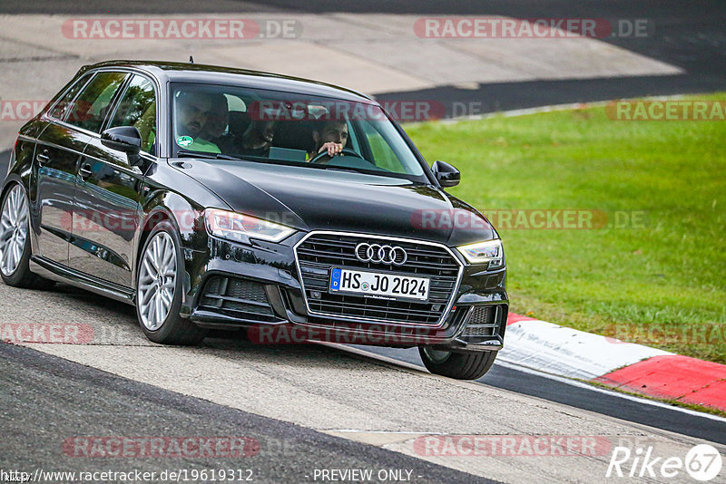 Bild #19619312 - Touristenfahrten Nürburgring Nordschleife (16.10.2022)