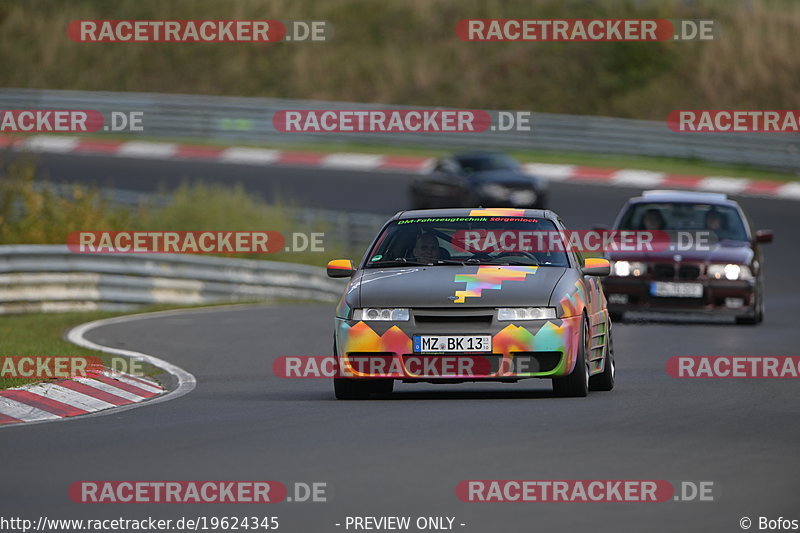 Bild #19624345 - Touristenfahrten Nürburgring Nordschleife (16.10.2022)