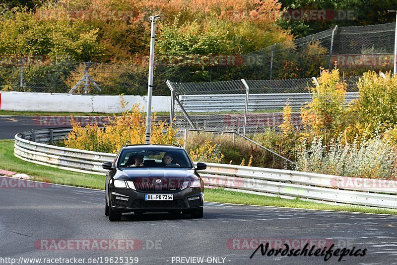 Bild #19625359 - Touristenfahrten Nürburgring Nordschleife (16.10.2022)