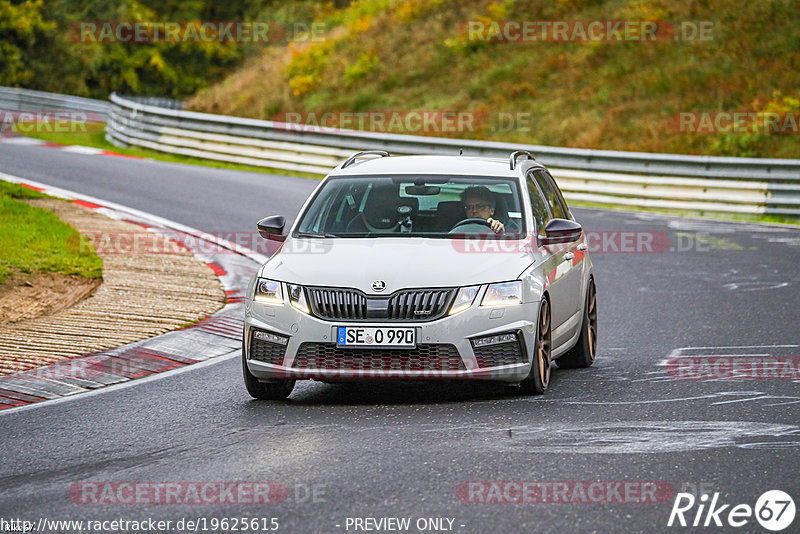 Bild #19625615 - Touristenfahrten Nürburgring Nordschleife (16.10.2022)