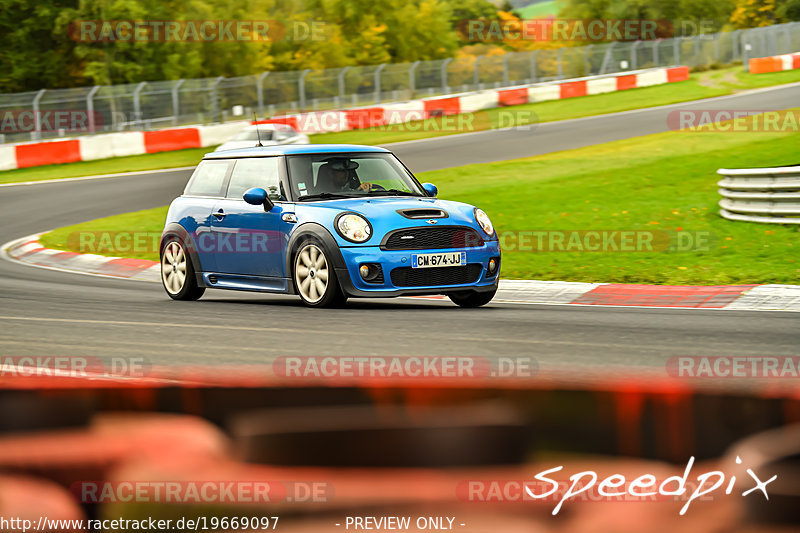 Bild #19669097 - Touristenfahrten Nürburgring Nordschleife (23.10.2022)