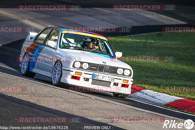 Bild #19676228 - Touristenfahrten Nürburgring Nordschleife (23.10.2022)