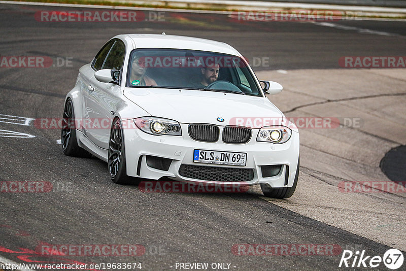 Bild #19683674 - Touristenfahrten Nürburgring Nordschleife (23.10.2022)