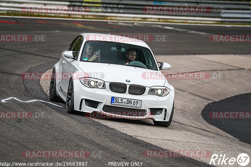 Bild #19683897 - Touristenfahrten Nürburgring Nordschleife (23.10.2022)