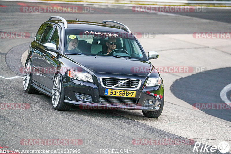 Bild #19687995 - Touristenfahrten Nürburgring Nordschleife (23.10.2022)