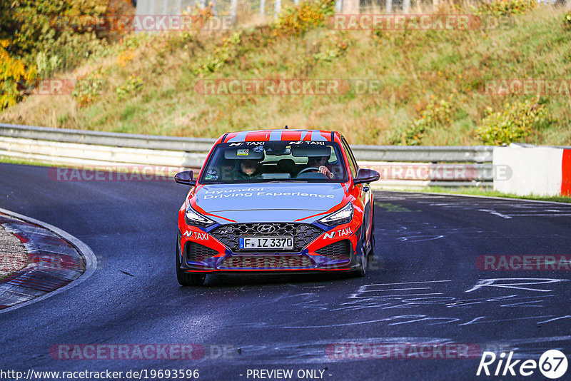 Bild #19693596 - Touristenfahrten Nürburgring Nordschleife (23.10.2022)