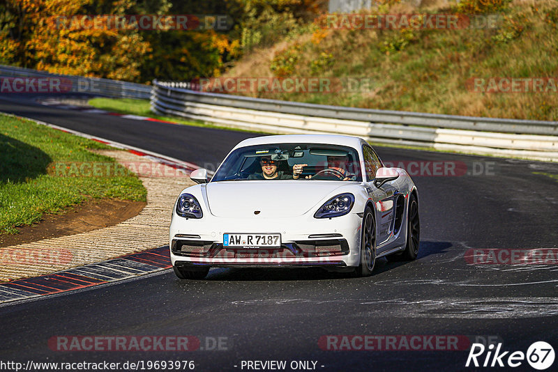 Bild #19693976 - Touristenfahrten Nürburgring Nordschleife (23.10.2022)