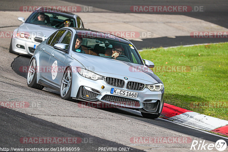 Bild #19696059 - Touristenfahrten Nürburgring Nordschleife (23.10.2022)