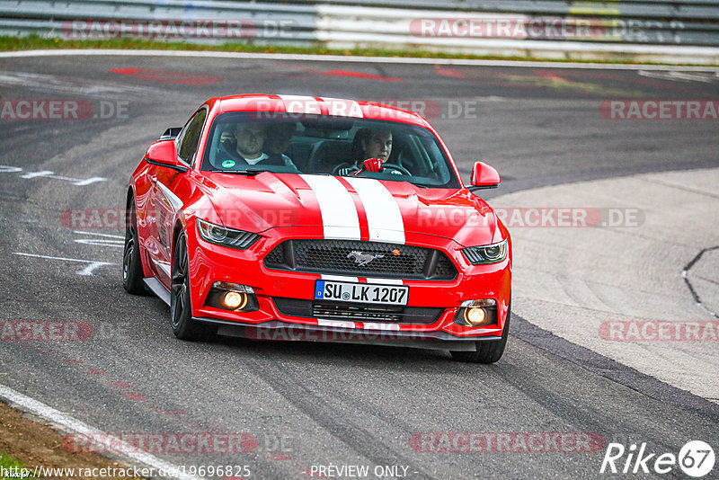 Bild #19696825 - Touristenfahrten Nürburgring Nordschleife (23.10.2022)