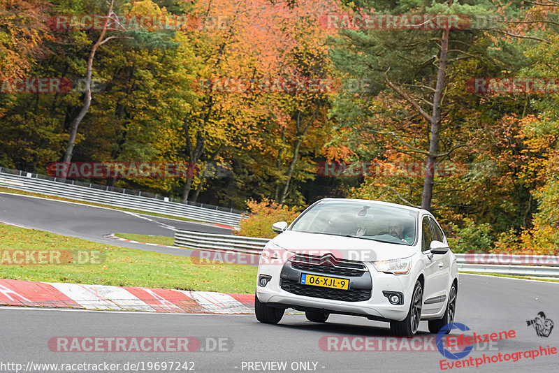 Bild #19697242 - Touristenfahrten Nürburgring Nordschleife (23.10.2022)