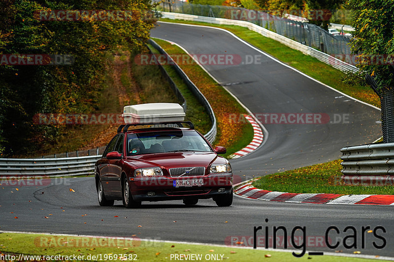 Bild #19697582 - Touristenfahrten Nürburgring Nordschleife (23.10.2022)