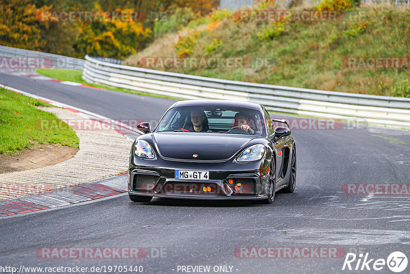 Bild #19705440 - Touristenfahrten Nürburgring Nordschleife (23.10.2022)