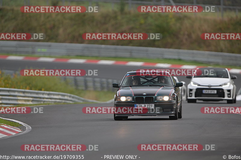 Bild #19709355 - Touristenfahrten Nürburgring Nordschleife (23.10.2022)