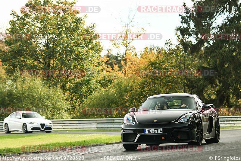 Bild #19720528 - Touristenfahrten Nürburgring Nordschleife (23.10.2022)