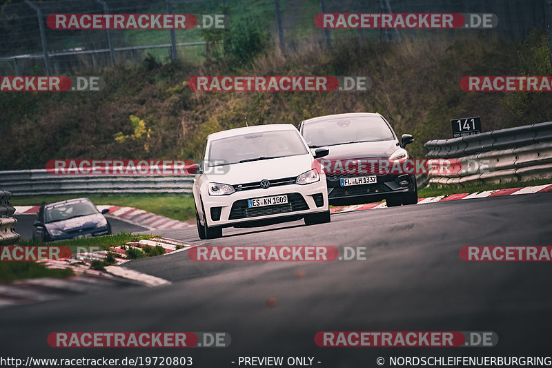 Bild #19720803 - Touristenfahrten Nürburgring Nordschleife (23.10.2022)