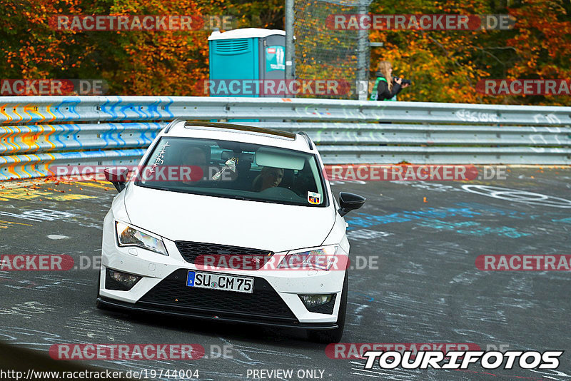 Bild #19744004 - Touristenfahrten Nürburgring Nordschleife (23.10.2022)