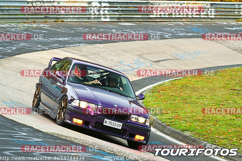 Bild #19744434 - Touristenfahrten Nürburgring Nordschleife (23.10.2022)